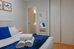 Iron/ironing board, free WiFi - Spacious and Warm Apartment in Madrid: Ideal for Your Perfect Stay (Madrid)