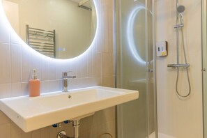 Dusche, Haartrockner