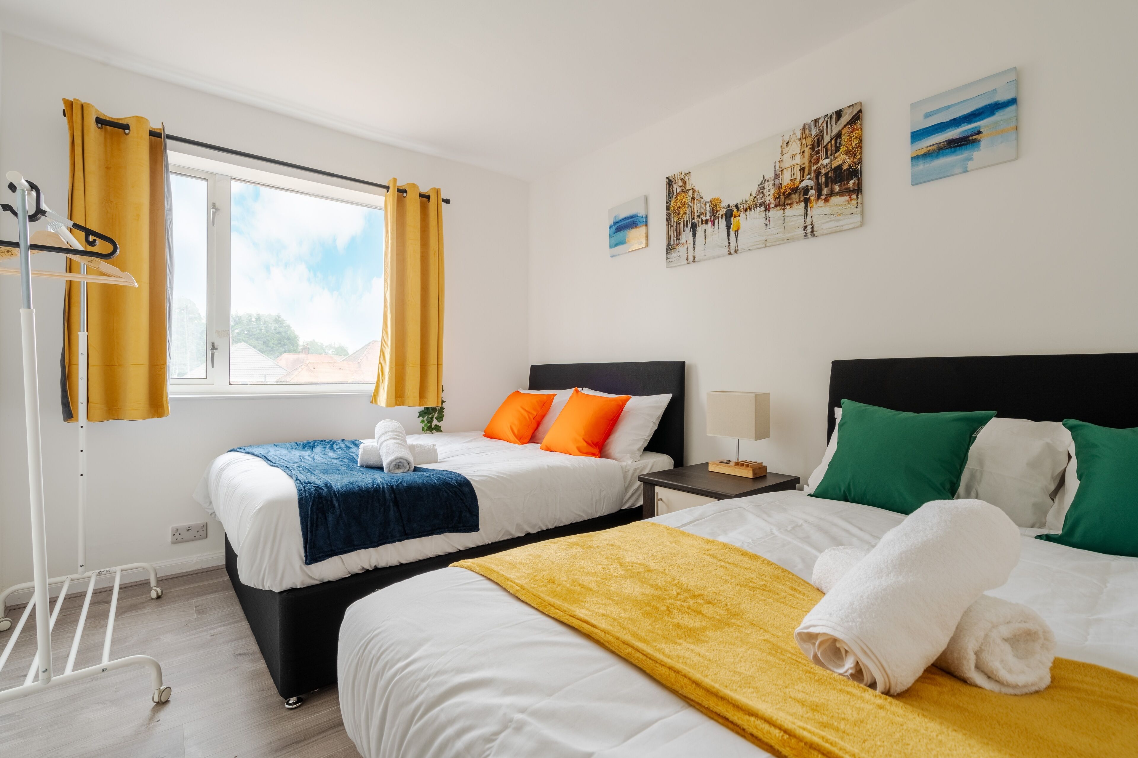 3 bedrooms, iron/ironing board, free WiFi, bed sheets