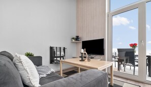 Fernseher, Kamin, DVD-Player, Stereoanlage