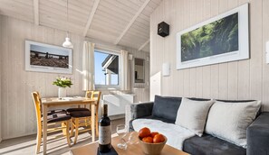 Fernseher, Kamin, DVD-Player, Stereoanlage