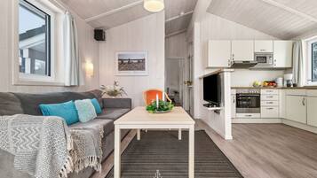 Fernseher, Kamin, DVD-Player, Stereoanlage