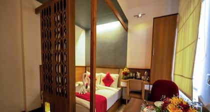 Westwood Riverside Garden Resort