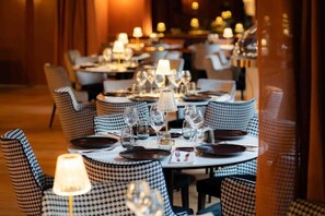 Restaurant - Hôtel Le Regina (Le Puy-en-Velay)