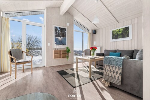 Panoramablick 53 - cozy vacation home for 10 people with sauna & whirlpool tub