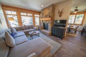 Exterior - Settlers Creek 6536 (Keystone)