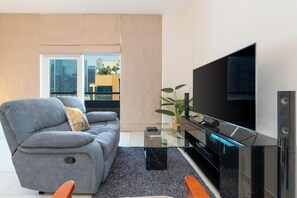 Studio Supérieur, vue ville | Coin séjour