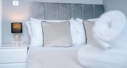 House 3 Bed Sleeps 6 -pets Ok -patio -free Parking