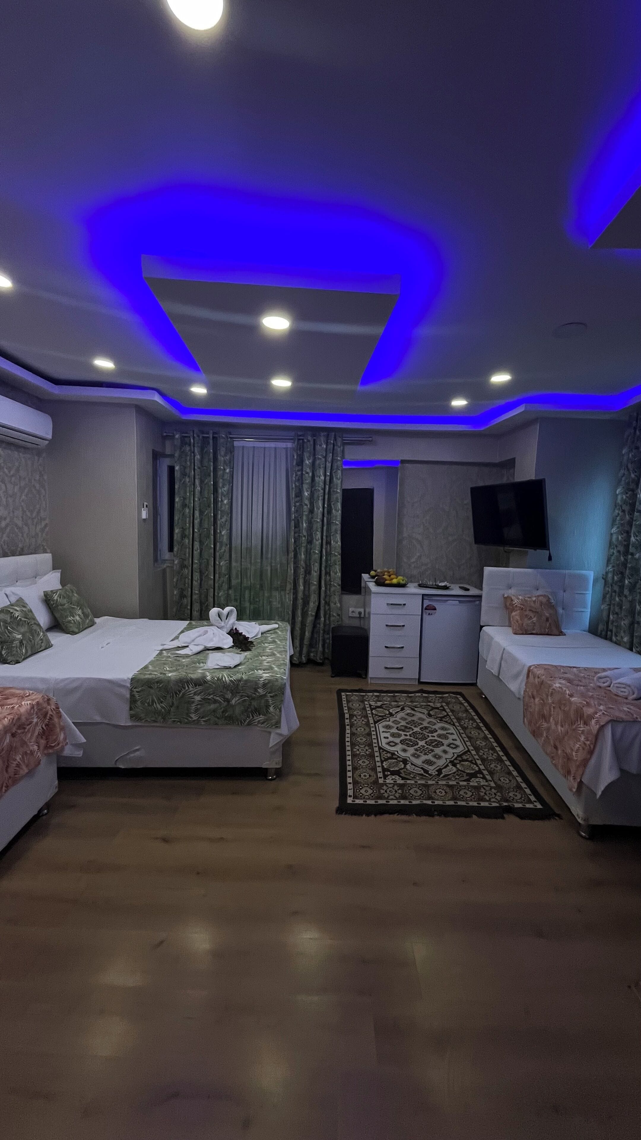 Comfort Quadruple Room | Egyptian cotton sheets, premium bedding, individually decorated