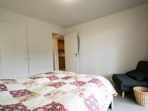 1 bedroom
