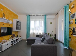 Leilighet (Two Bedroom Apartment with Terrace) | Oppholdsrom