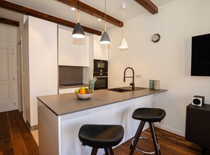 Apartment (Two Bedroom Apartment with Balcony) | Private kitchen
