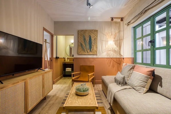 Fernseher, Arbeitsbereiche