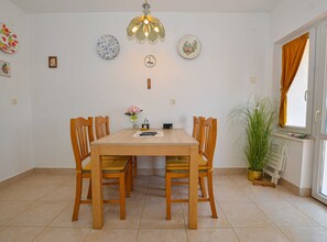 Apartment (One Bedroom Apartment with Balcony) | Dining room - Cozy and Smart Rovinj Apartment With Balcony (Rovinj)