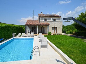 Villa (Four Bedroom Villa with Pool) | Outdoor pool - Sophisticated and Chic Villa With Pool (Kanfanar)