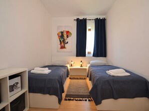 Villa (Four Bedroom Villa with Pool) | 4 bedrooms, cribs/infant beds, free WiFi - Sophisticated and Chic Villa With Pool (Kanfanar)