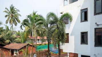 室外游泳池