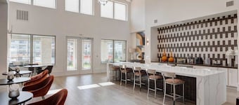 C Creek 5302 I New Construction 2Bd Apt I Gated