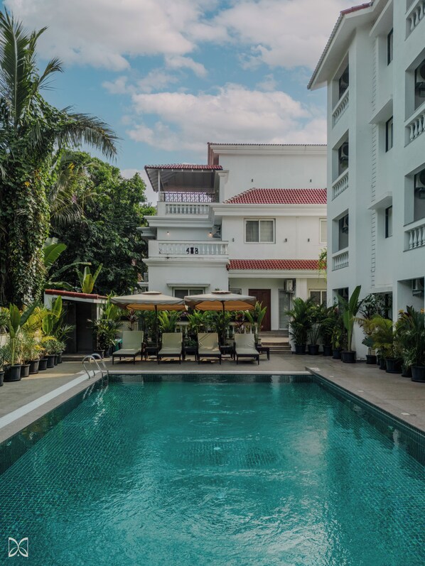 Outdoor pool