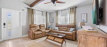 3BR home w/ pool & parking