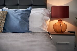 2 sovrum, skrivbord, strykjärn/strykbräda och gratis wi-fi