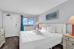 Signature-Apartment, 1 Schlafzimmer, Küche, eingeschränkter Meerblick