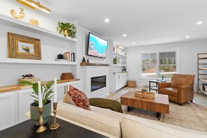 Smart-tv en een open haard