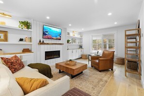 TV connectée, cheminée