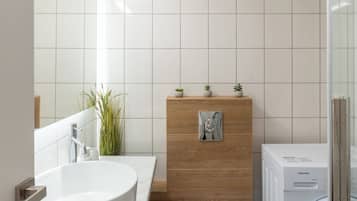 Comfort-Studio | Badezimmer | Dusche, Regendusche, kostenlose Toilettenartikel, Haartrockner