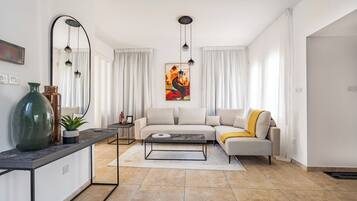 Vila, 5 quartos, piscina particular, vista para o jardim | Parte interna
