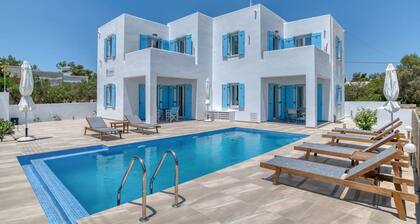 Seaside Splendor - Apollo s Poolside Retreat