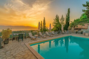 2 bedrooms, Internet - Onar Zin Seabliss - Iro Pool Bliss Getaway (Xylokastro-Evrostina)