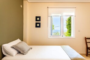 House - Aigli Fully Equipped Getaway - Seaview Lux Retreat (Kalamata)