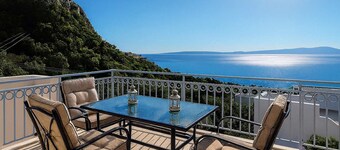 Aigli Summer Getaway - Seaview Lux Retreat