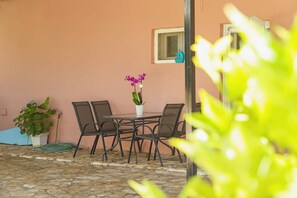 House | 2 bedrooms, Internet