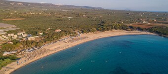 Filiatra Charming Urban Escape Your Cozy Retreat