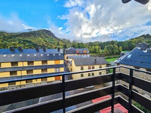 Room, Multiple Beds, Non Smoking | Terrace/patio