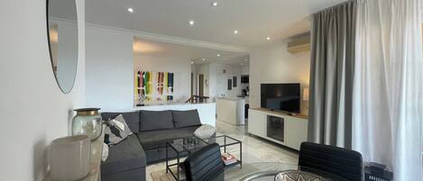 Apartment | Living area