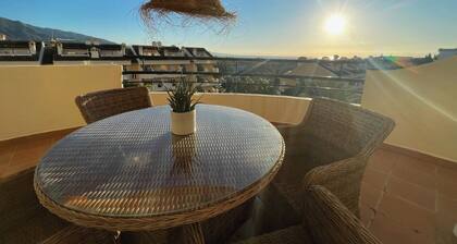 2-bed Apartment - Sea View - 10m From Puerto Banus
