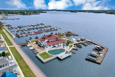 New Build 2024 | Spacious | Hot Tub | Pet-Friendly