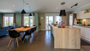 Villa (Four Bedroom Villa with Pool) | Eget kjøkken