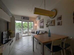 Living room - Scenic and Refined Retreat Apartment With Balcony (Rovinj)