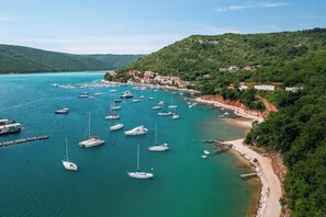 Villa, 3 Schlafzimmer, eigener Pool, Gartenblick | Außenbereich