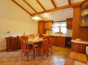 Apartment (Green Oasis Family Getaway) | Private kitchen - Green Oasis Family Getaway (Rovinj)