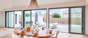 800m from the beach, new house for 10 with pool