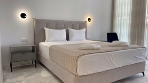 Deluxe Double or Twin Room | Peti besi dalam bilik, Wi-fi percuma 