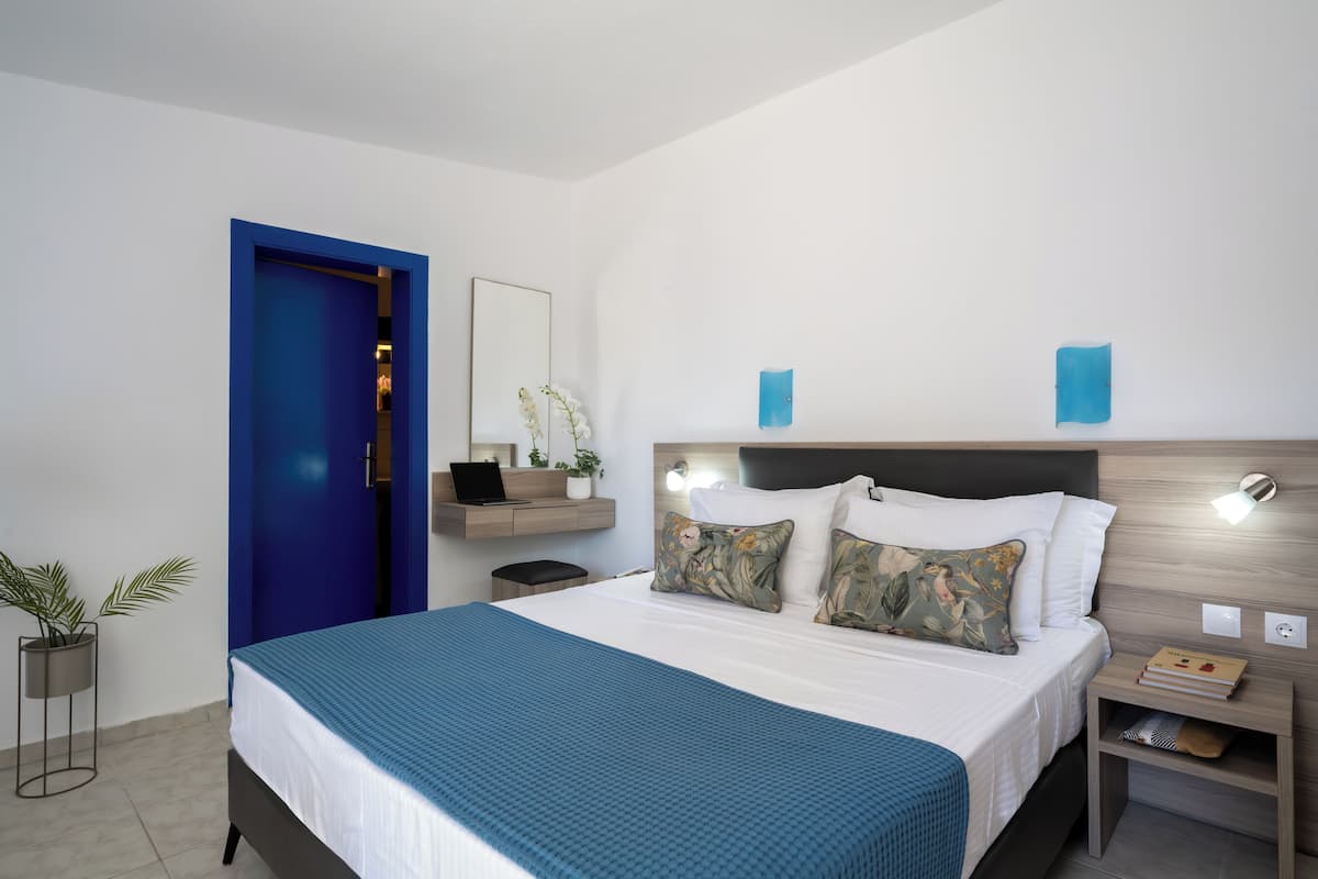 Chambre Double Économique | Coffres-forts dans les chambres, Wi-Fi gratuit