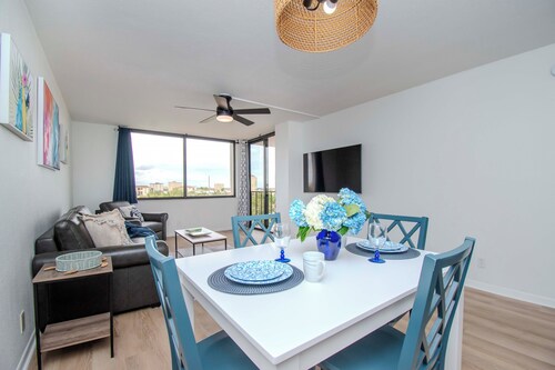 No Shoes, No Shirt, No Problems Living The Florida Life