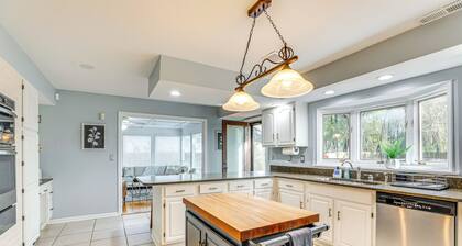 Pets Welcome, Golf Course View: Legend Oaks Home!