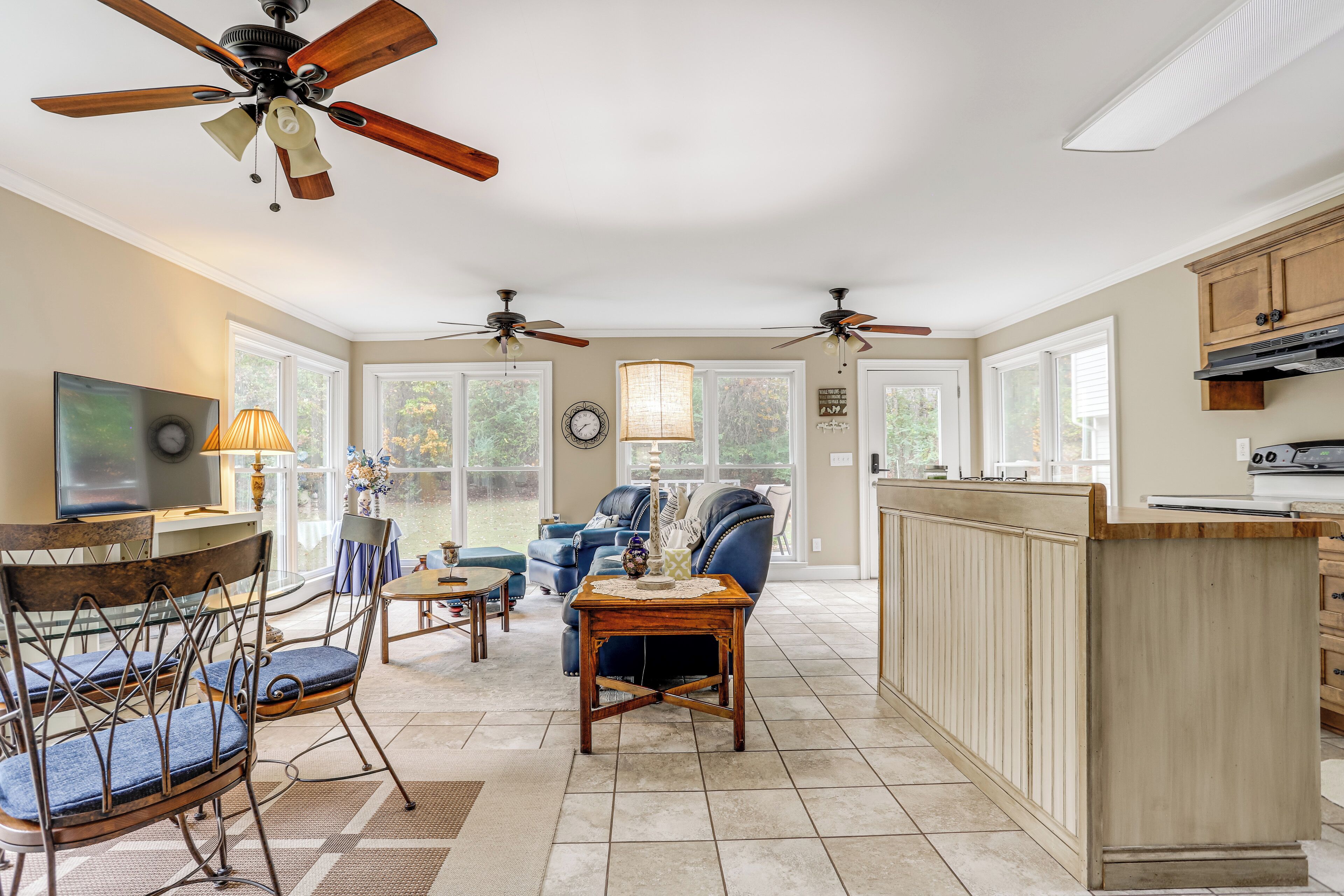 House (1 Bedroom) | Interior